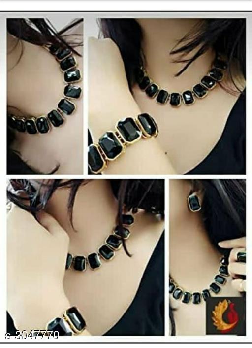 Women's Alloy Gold Plated Jewellery Set - Image 3